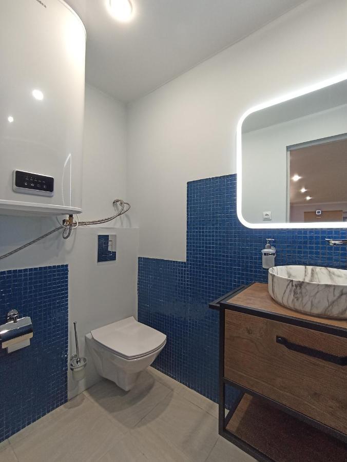 Hotel By The Sea Rozetta Сухуми Екстериор снимка