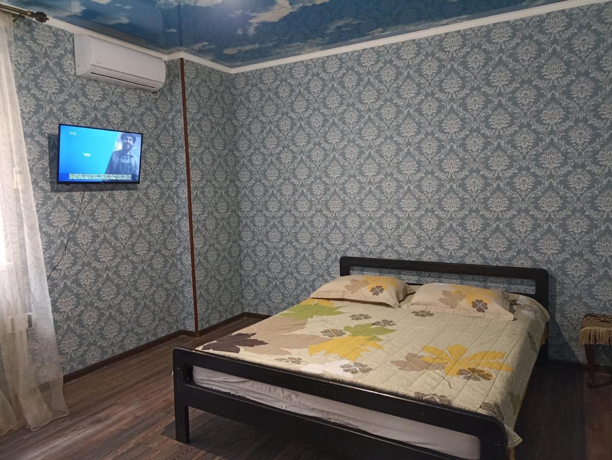 Hotel By The Sea Rozetta Сухуми Екстериор снимка